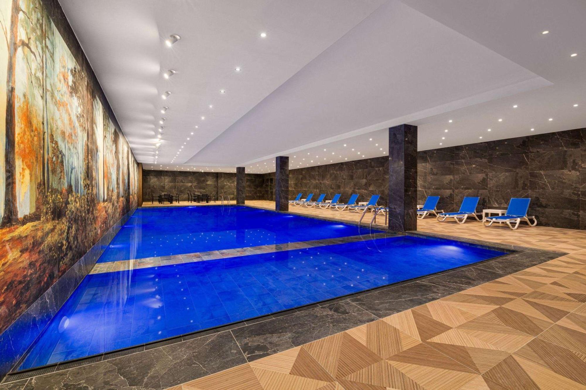 Ramada By Wyndham Gaziantep Hotel ภายนอก รูปภาพ