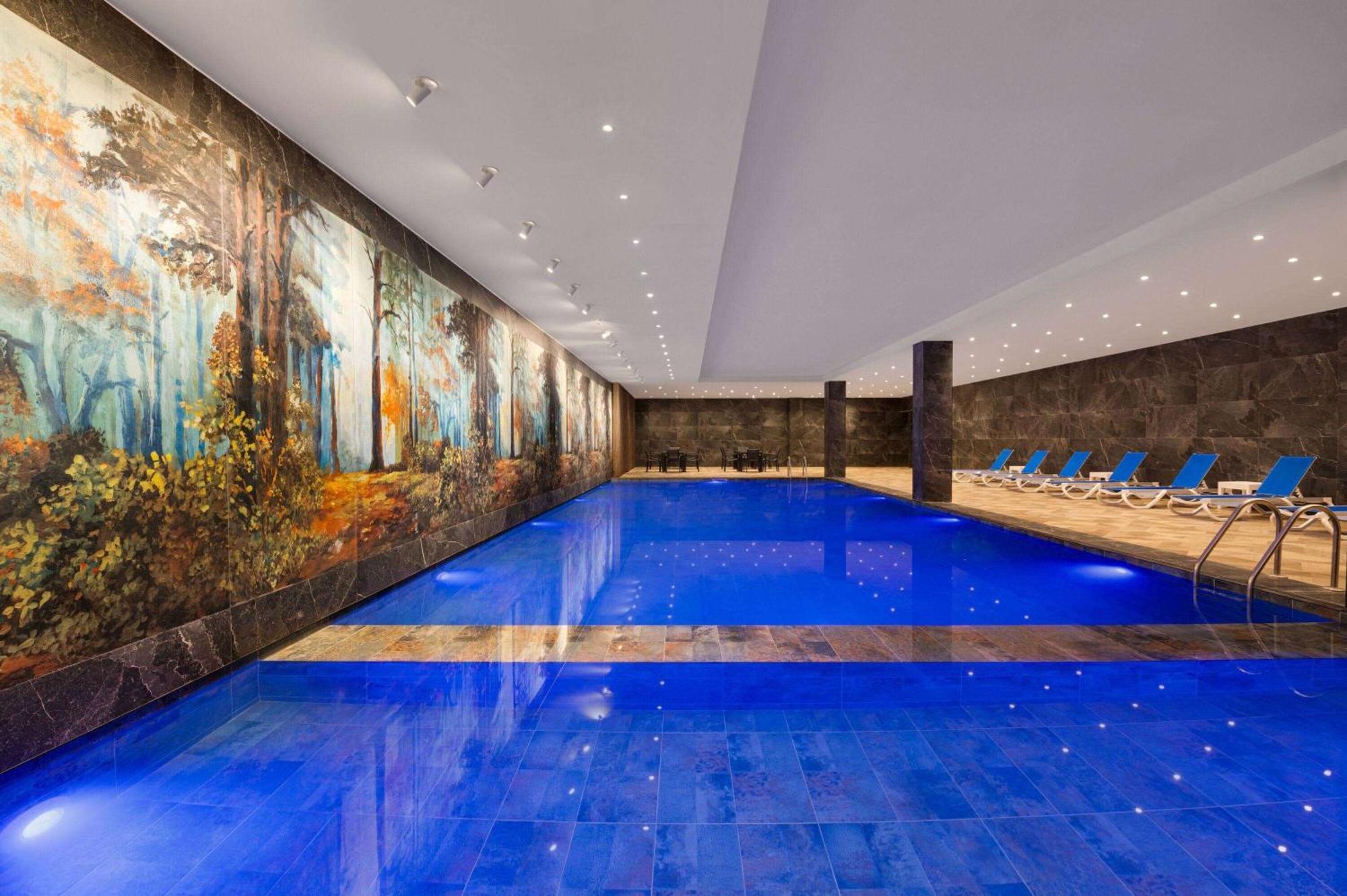 Ramada By Wyndham Gaziantep Hotel ภายนอก รูปภาพ