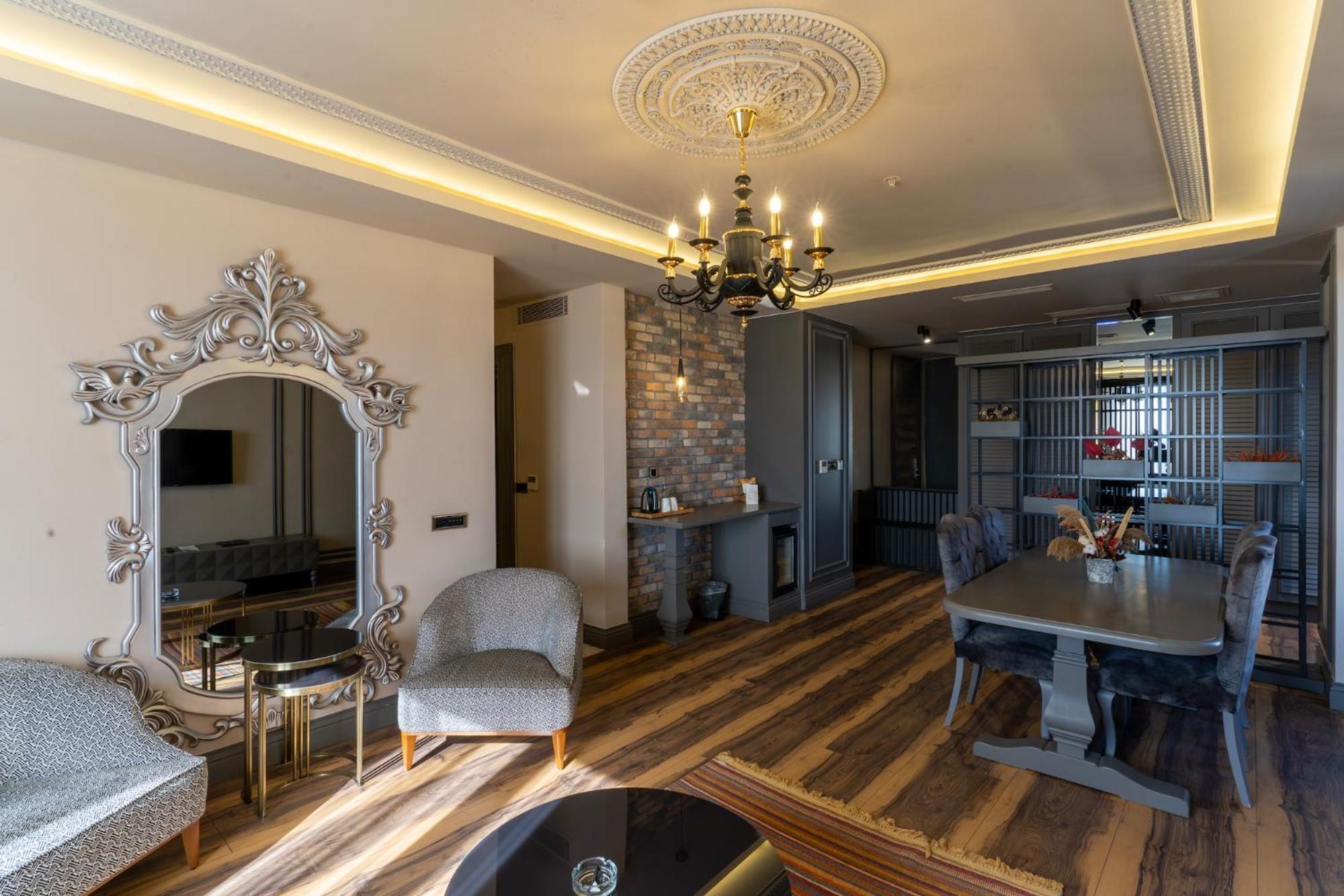 Ramada By Wyndham Gaziantep Hotel ภายนอก รูปภาพ
