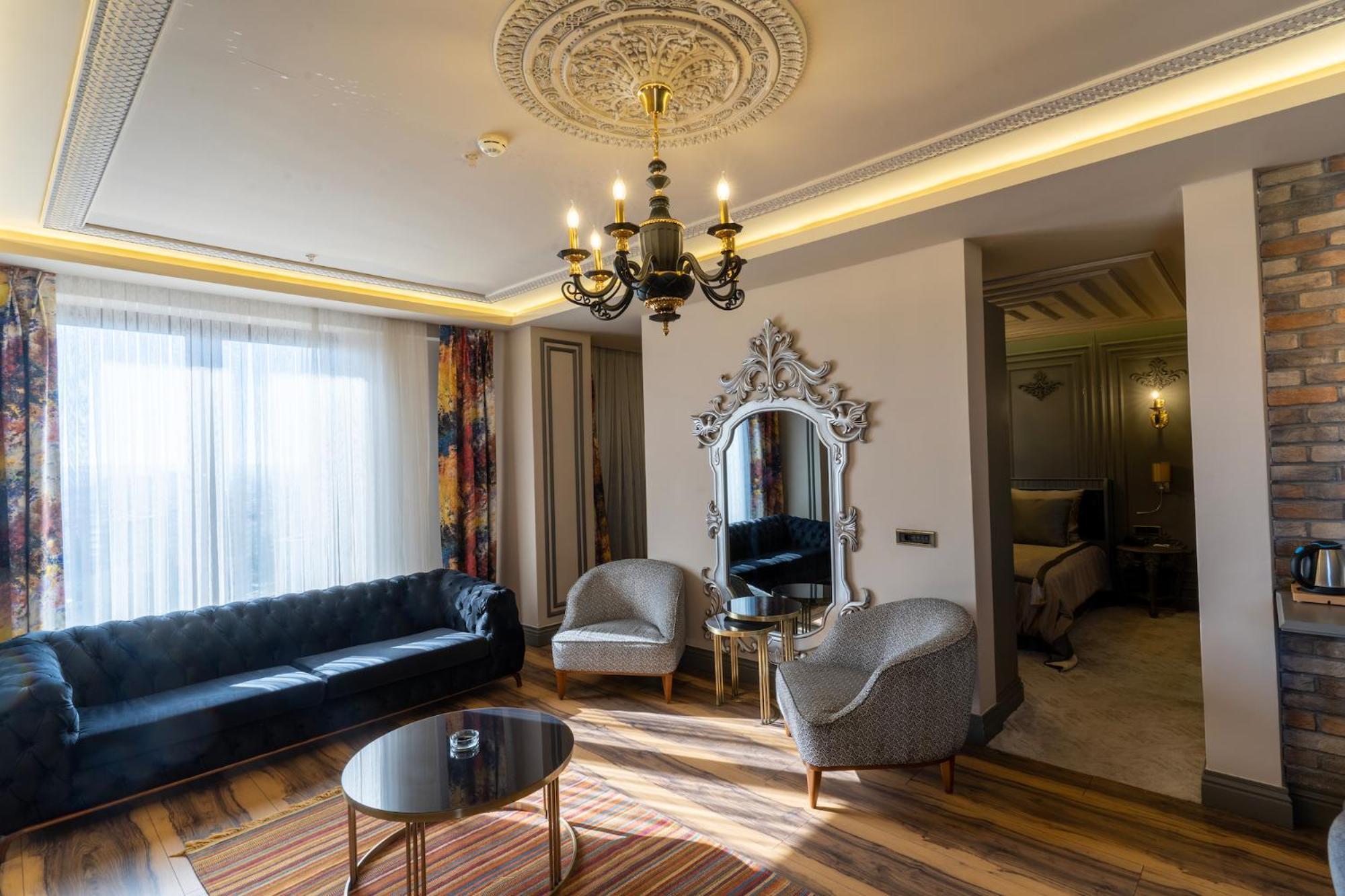 Ramada By Wyndham Gaziantep Hotel ภายนอก รูปภาพ