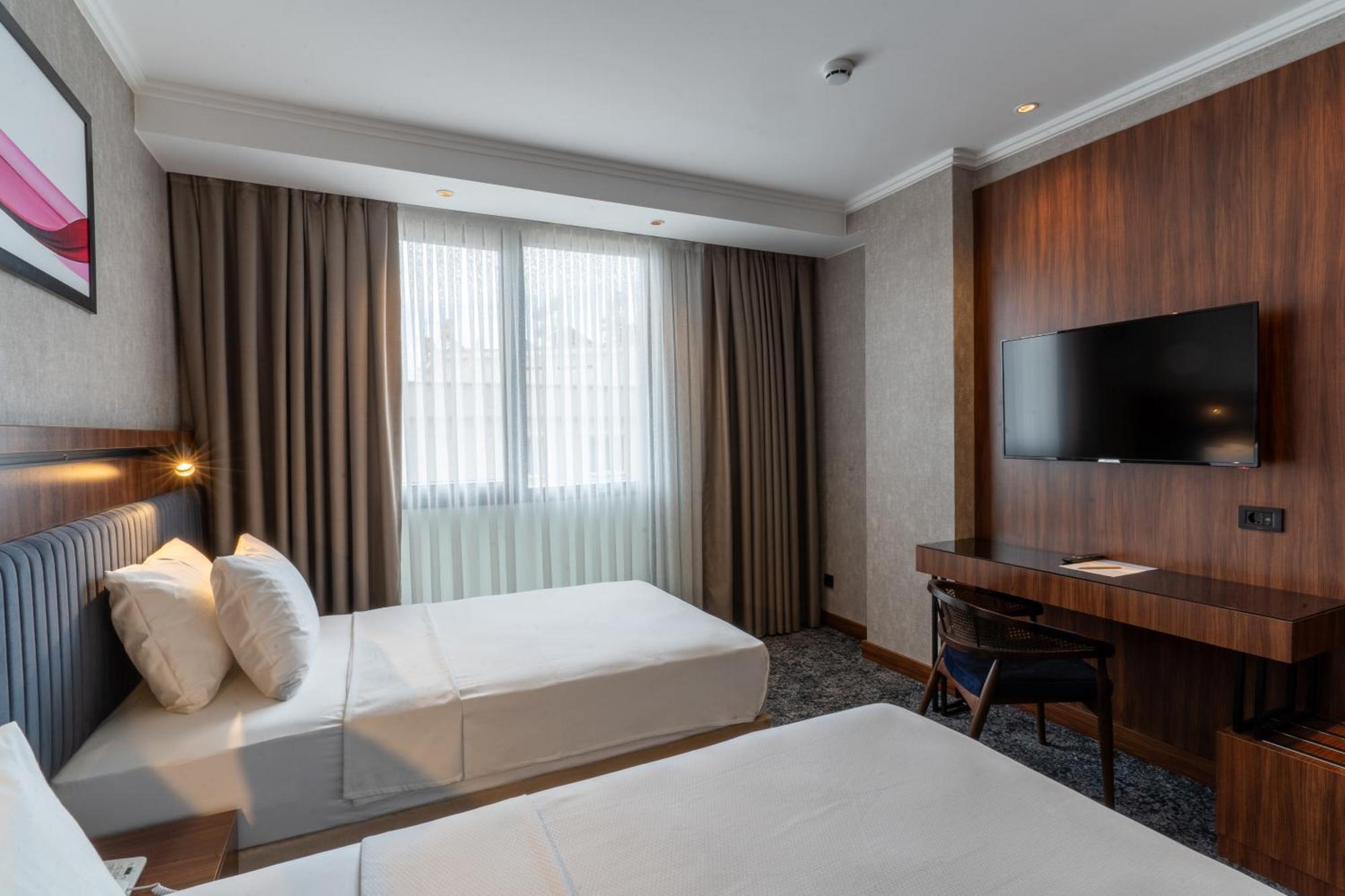 Ramada By Wyndham Gaziantep Hotel ภายนอก รูปภาพ