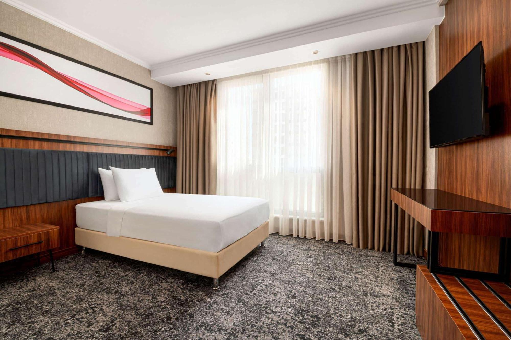 Ramada By Wyndham Gaziantep Hotel ภายนอก รูปภาพ